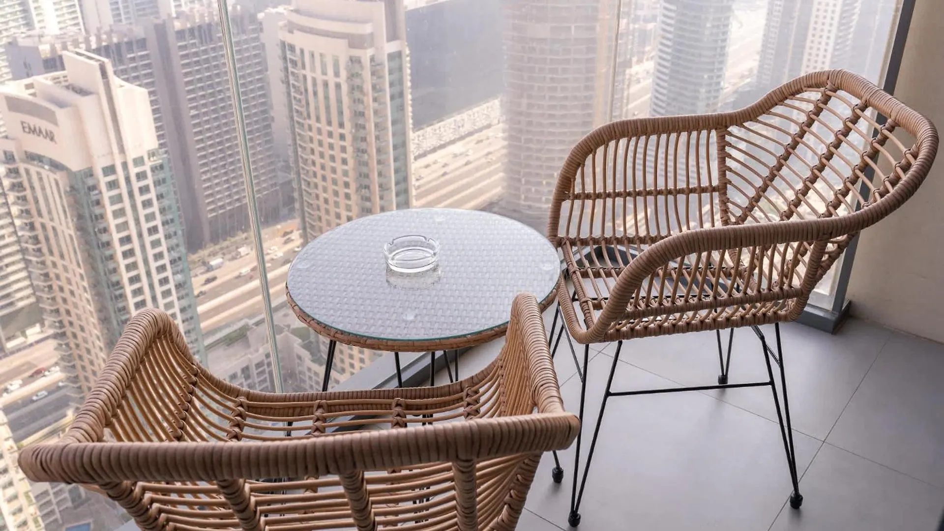 Apartamento Modern Comfort And Stylish 1-Bedroom In Downtown That Sleeps 2 Dubai Emirados Árabes Unidos