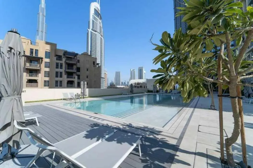 Apartment Modern Comfort And Stylish 1-Bedroom In Downtown That Sleeps 2 Dubai