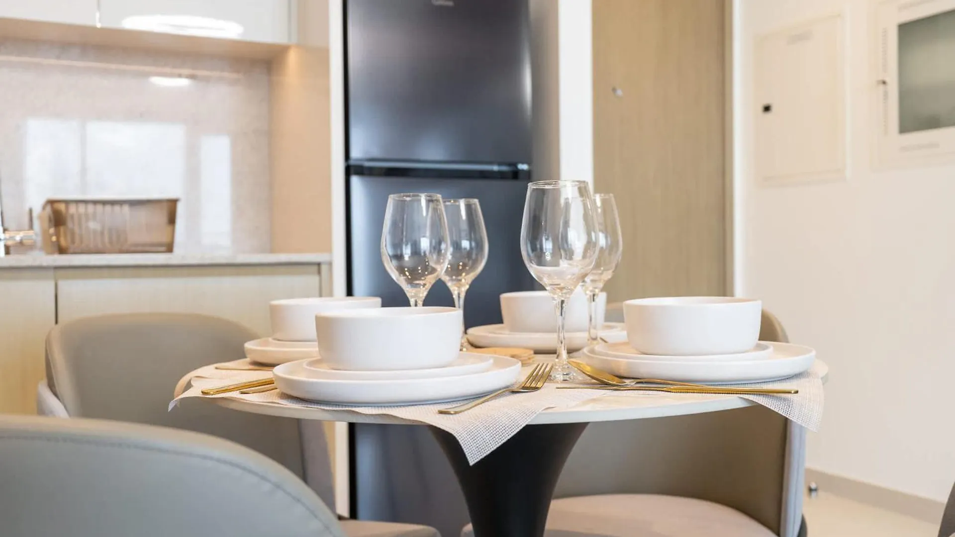 Modern Comfort And Stylish 1-Bedroom In Downtown That Sleeps 2 Dubai United Arab Emirates